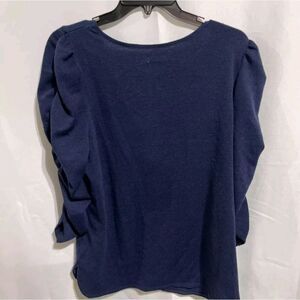 MAX SUDIO NAVY RUCHED SLEEVEDโSWEATER